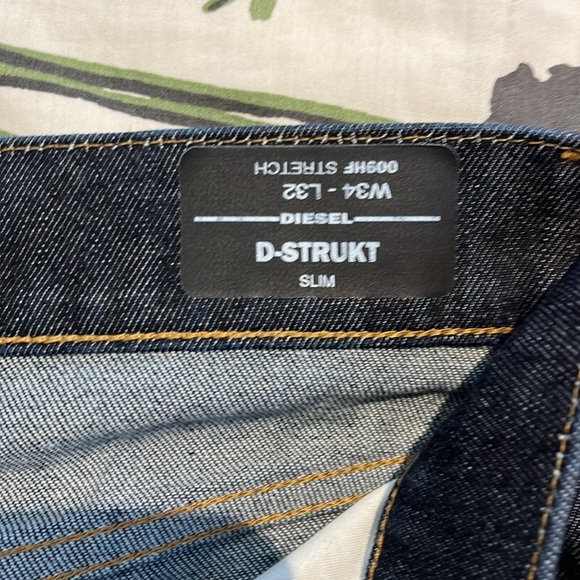 Size 34 Diesel D-Strukt Jeans - Picture 2 of 8